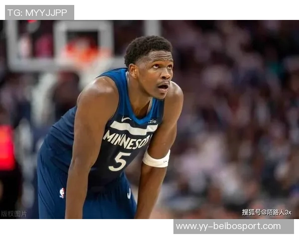 爱德华兹前四节表现低迷加时发力独得5分全场贡献7分4板3助