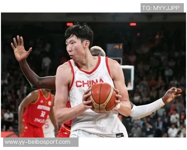 周琦回应网友质疑球队表现强调团结与共同努力的重要性