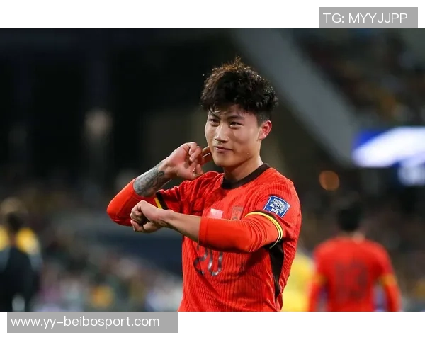 比甲比赛因球迷投掷水杯击中主裁在第87分钟意外中止引发热议